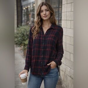 Rails Hunter Black Cherry Plaid Button Down Shirt Women’s M 100% Rayon